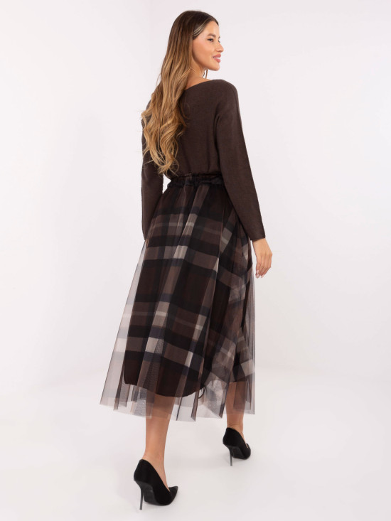 Čierno-hnedá elegantná midi sukňa s károvaným vzorom