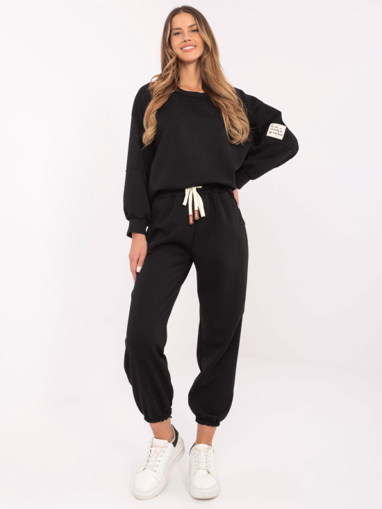 Štýlový čierny komplet