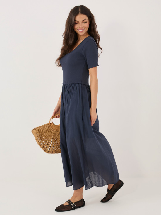 Rozšírené midi šaty s podšívkou, tmavomodré