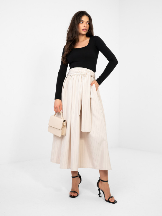 Béžová elegantná midi sukňa s pásikmi a opaskom