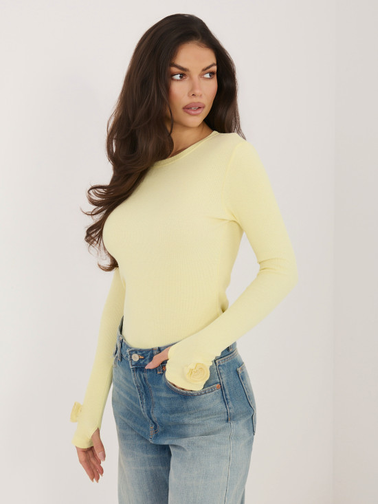 Žltá rebrovaná blúzka s dlhým rukávom
