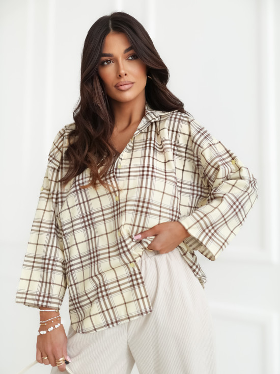 Svetložltá košeľa s károvaným vzorom a 7/8 rukávmi