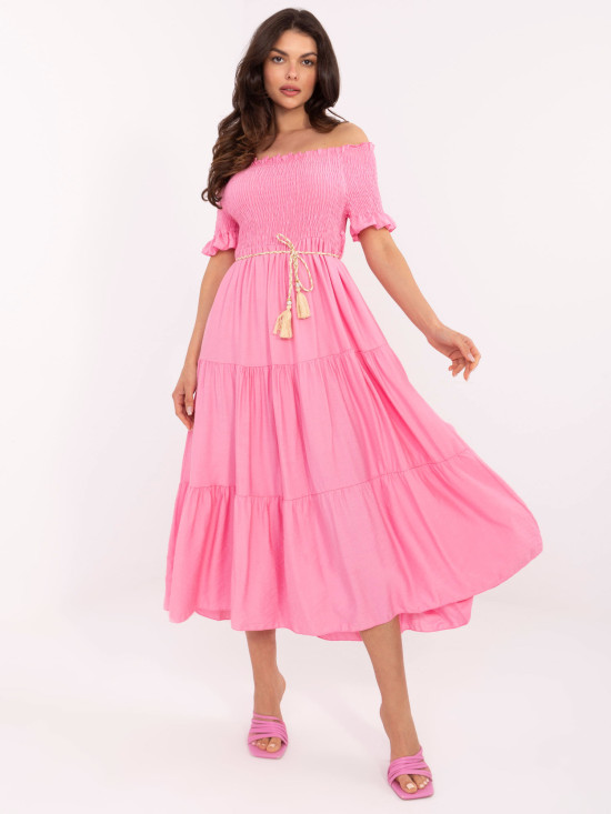 Ružové letné midi šaty s off-shoulder strihom