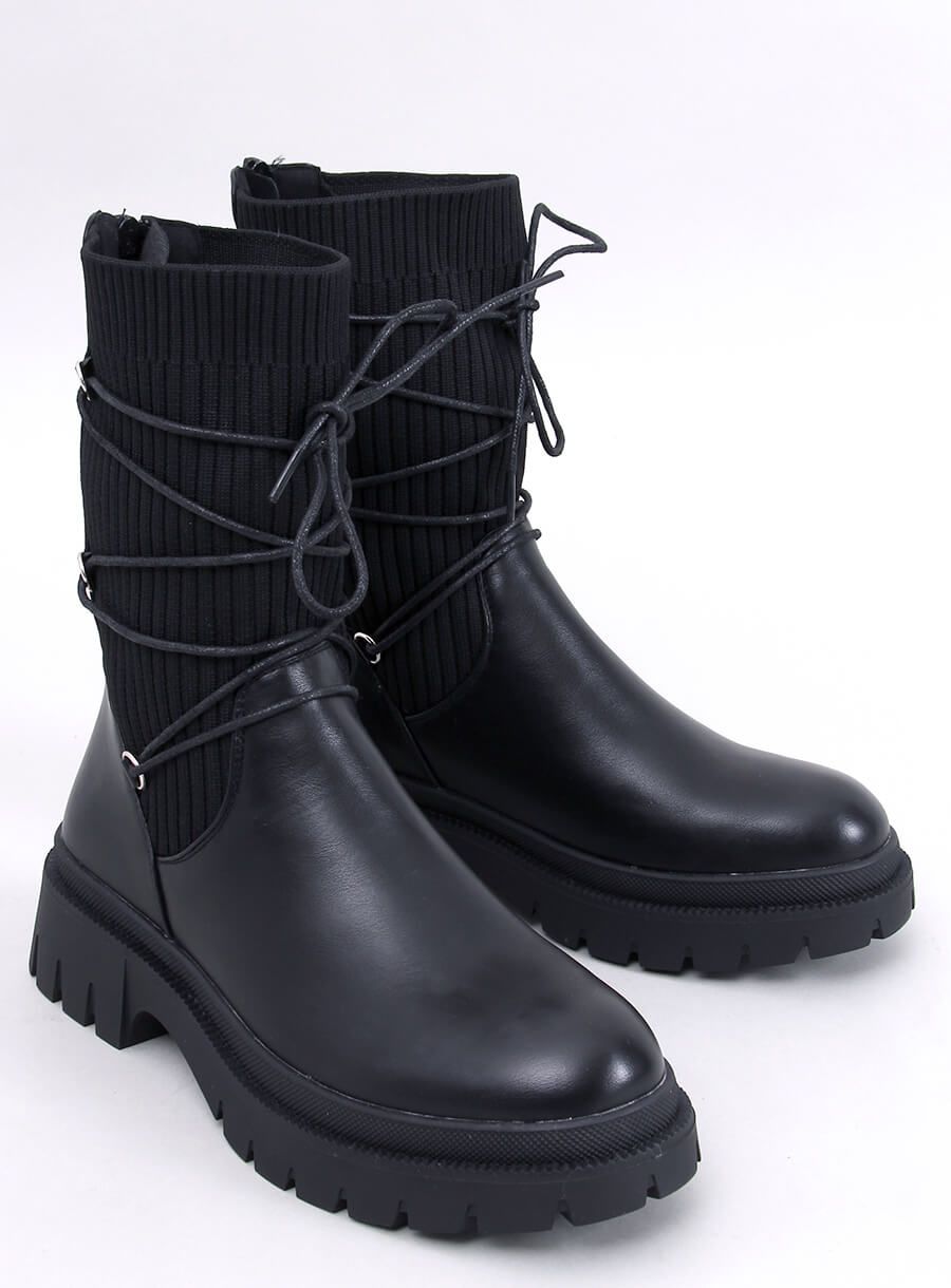 Dámske čižmy s elastickým zvrškom čierne