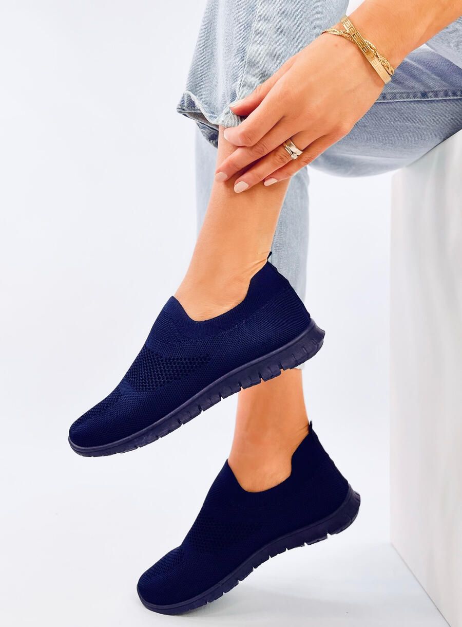 Tmavomodré tenisky bez šnurovania