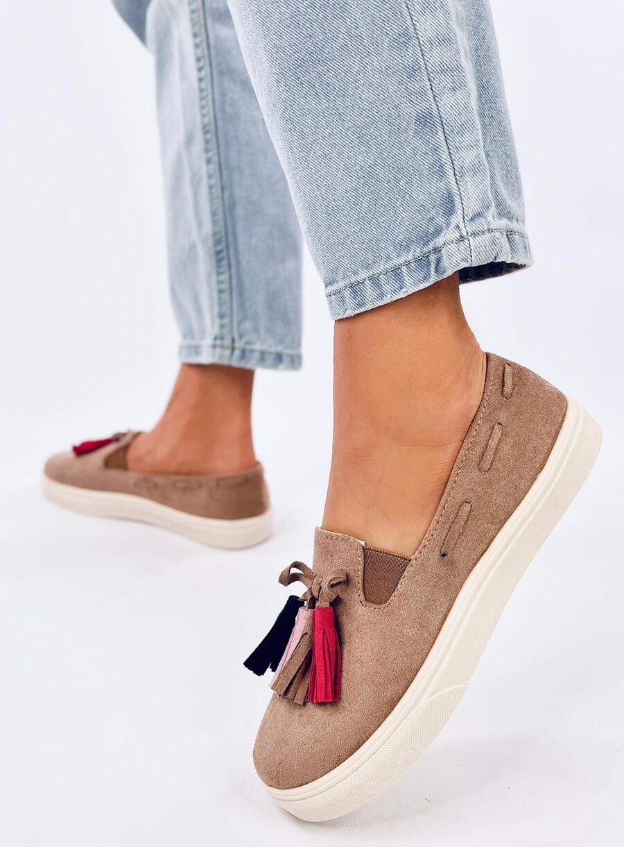 Hnedé slip-on espadrilky so strapcami