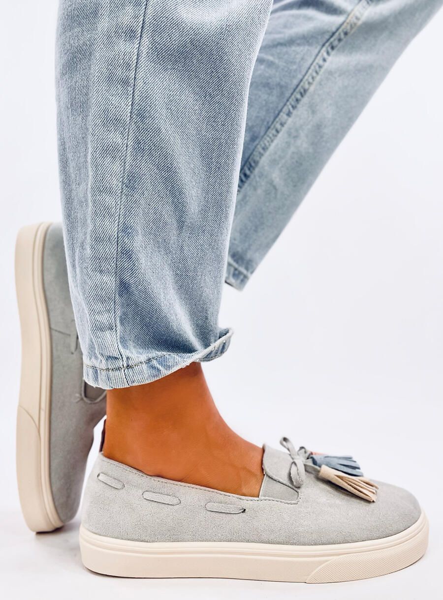 Sivé slip-on espadrilky so strapcami