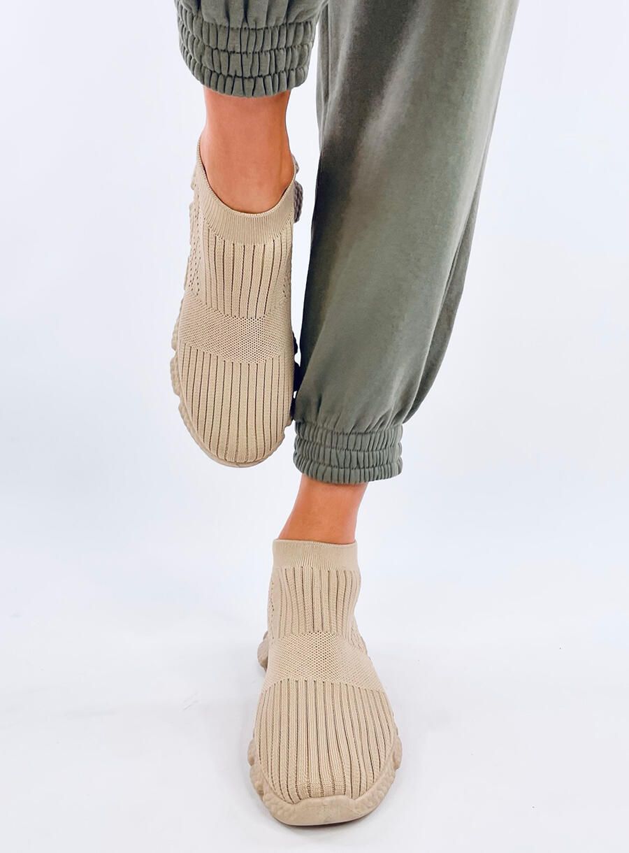 Dámske látkové slip-on tenisky béžové