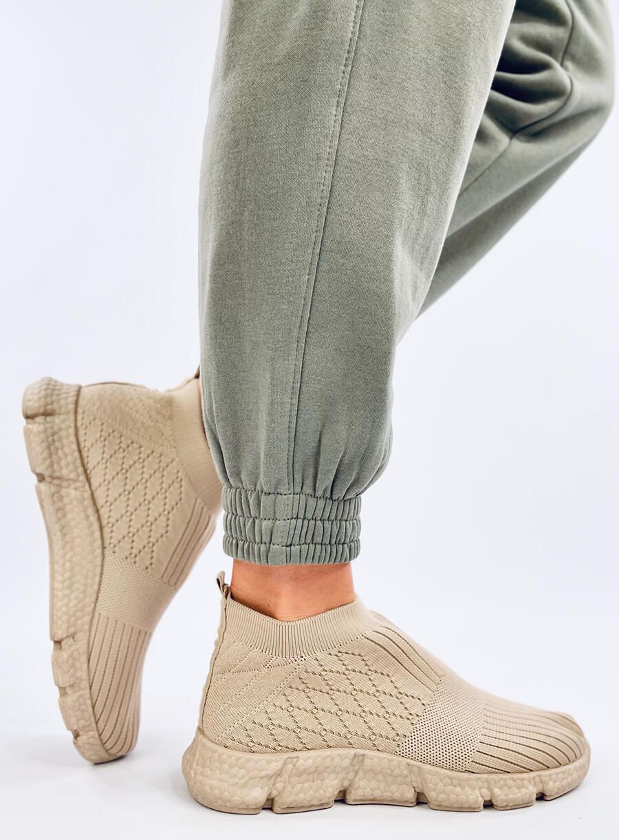 Dámske látkové slip-on tenisky béžové