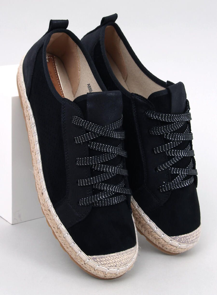 Čierne semišové espadrilky na šnurovanie