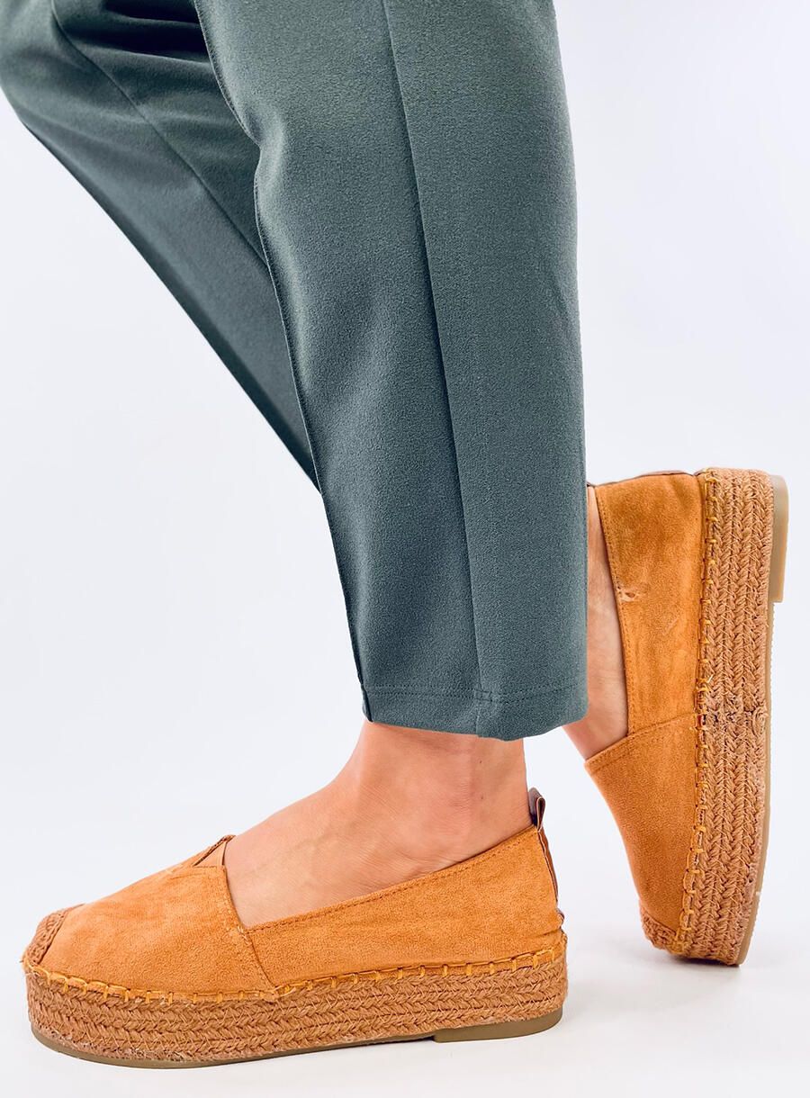 Camel hnedé espadrilky na platforme