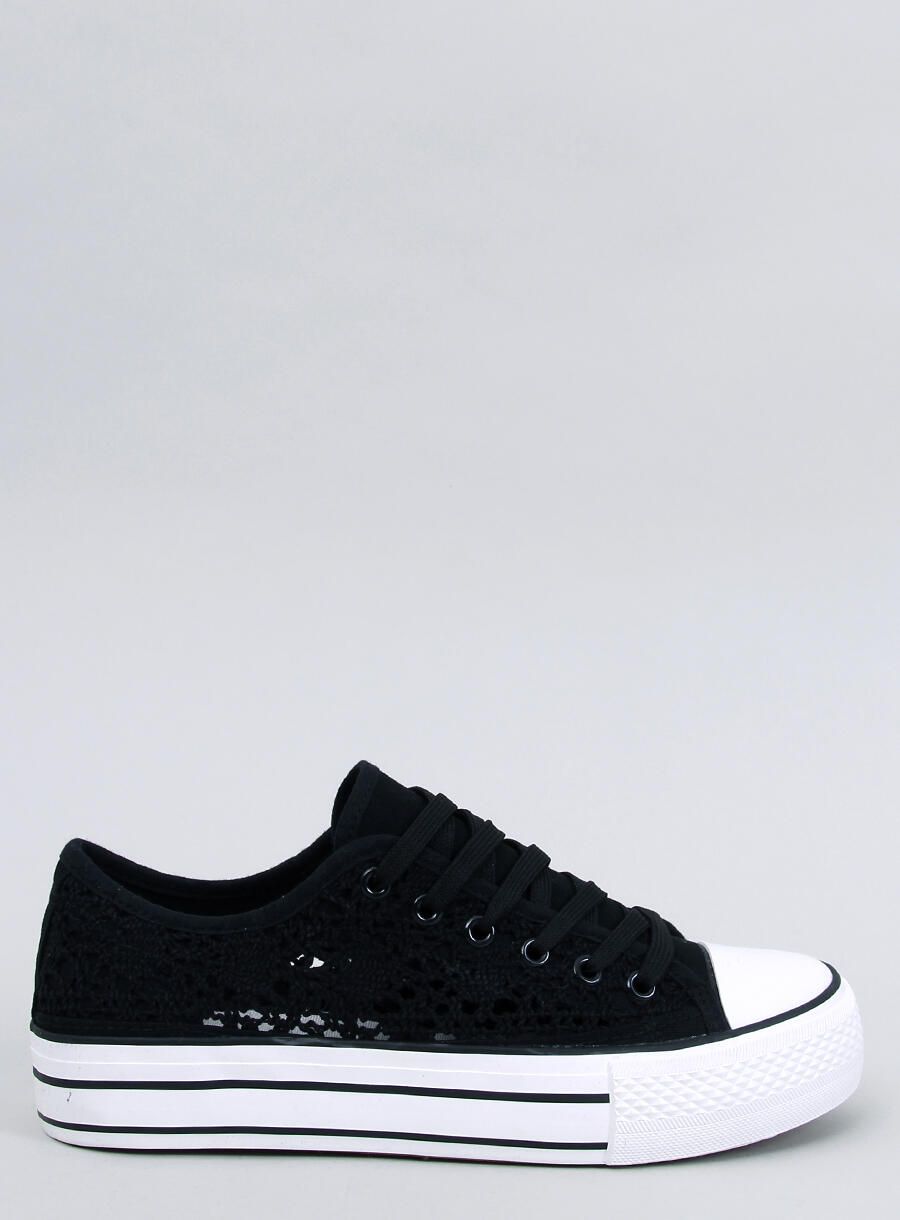 Čierne čipkované tenisky