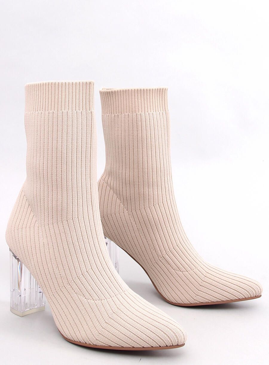Béžové čižmy s priehľadným opätkom