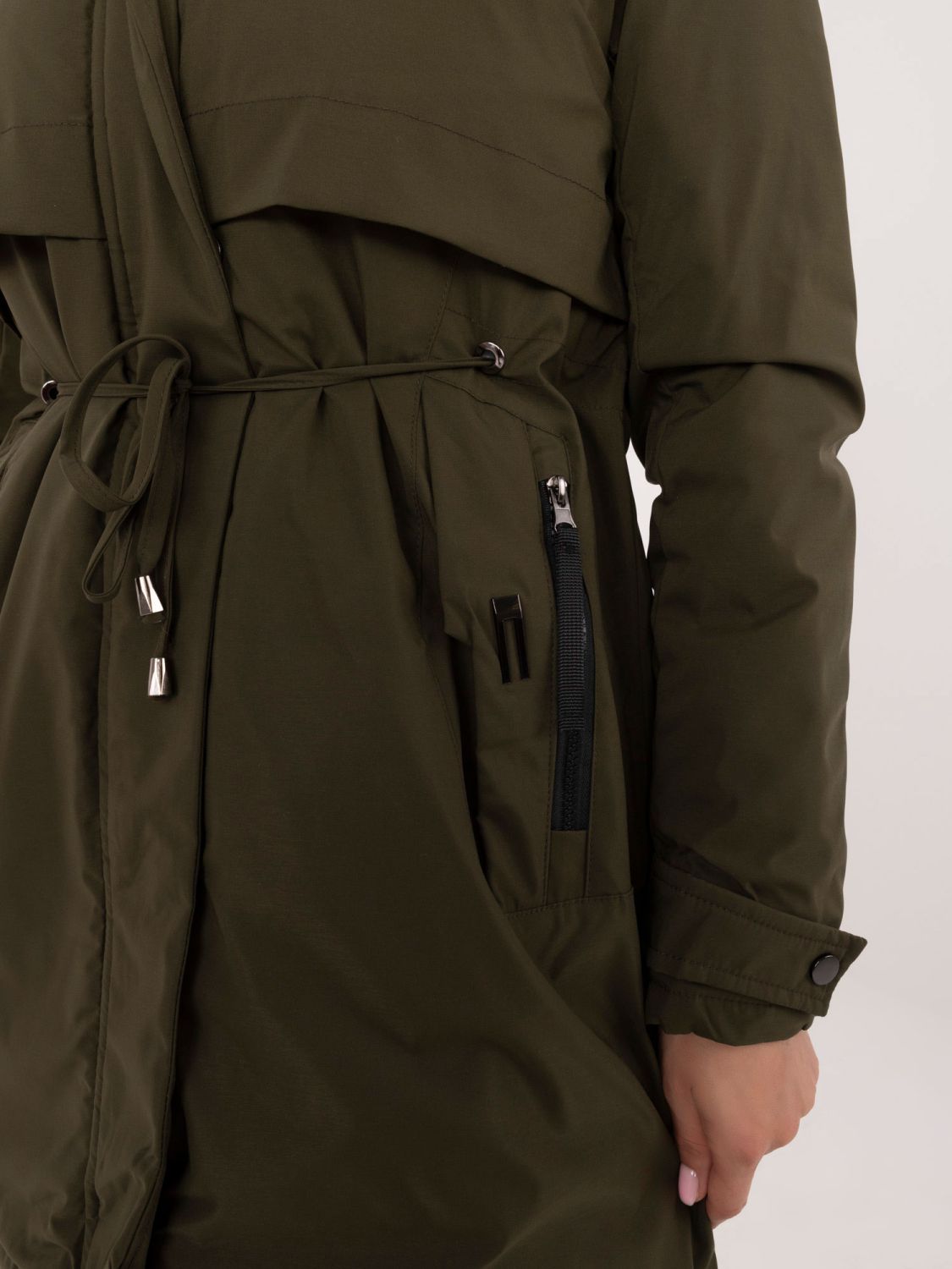 Dámska khaki zimná parka s kapucňou