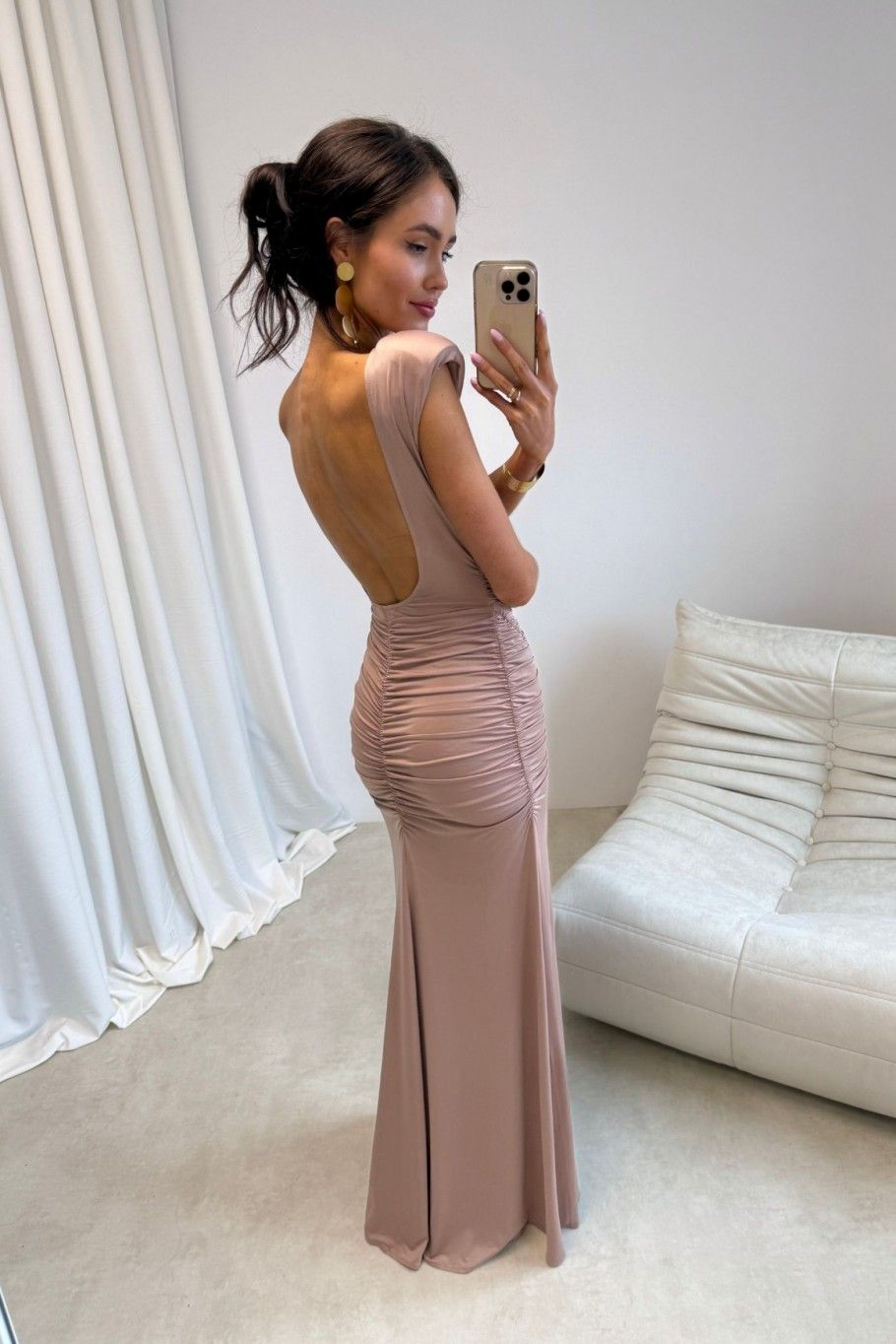 Maxi šaty v mokka farbe Aurelia