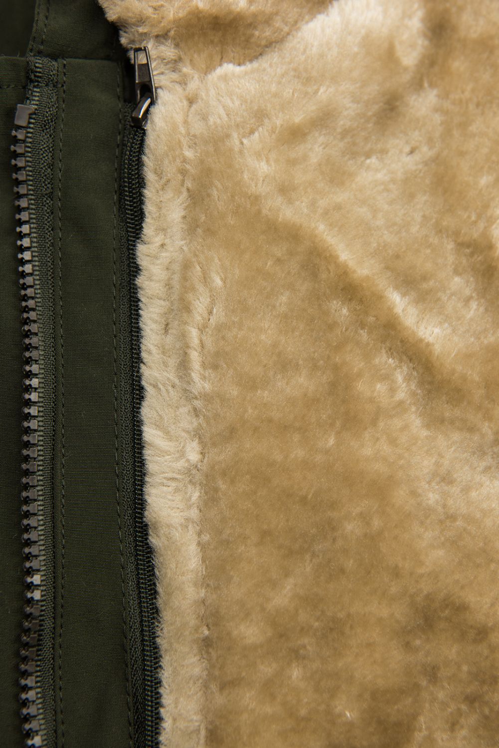 Khaki parka na jeseň/zimu s odnímateľným futrom