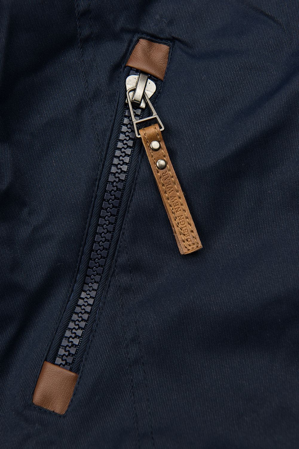 Modro-sivá zimná parka