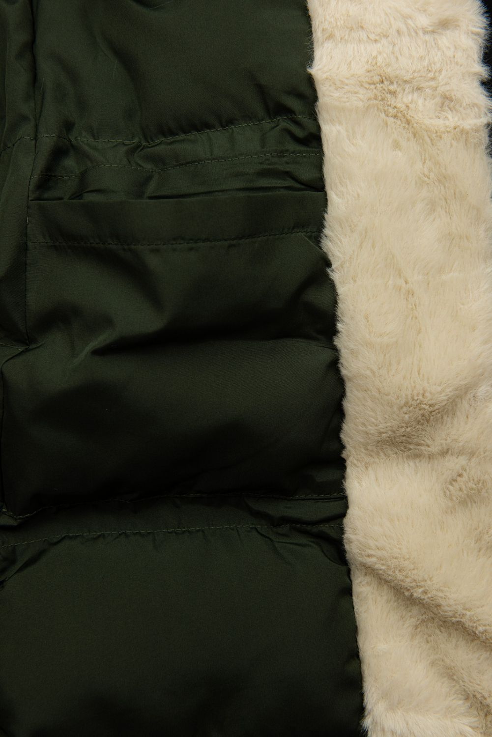 Klasická zimná parka čierna/army zelená