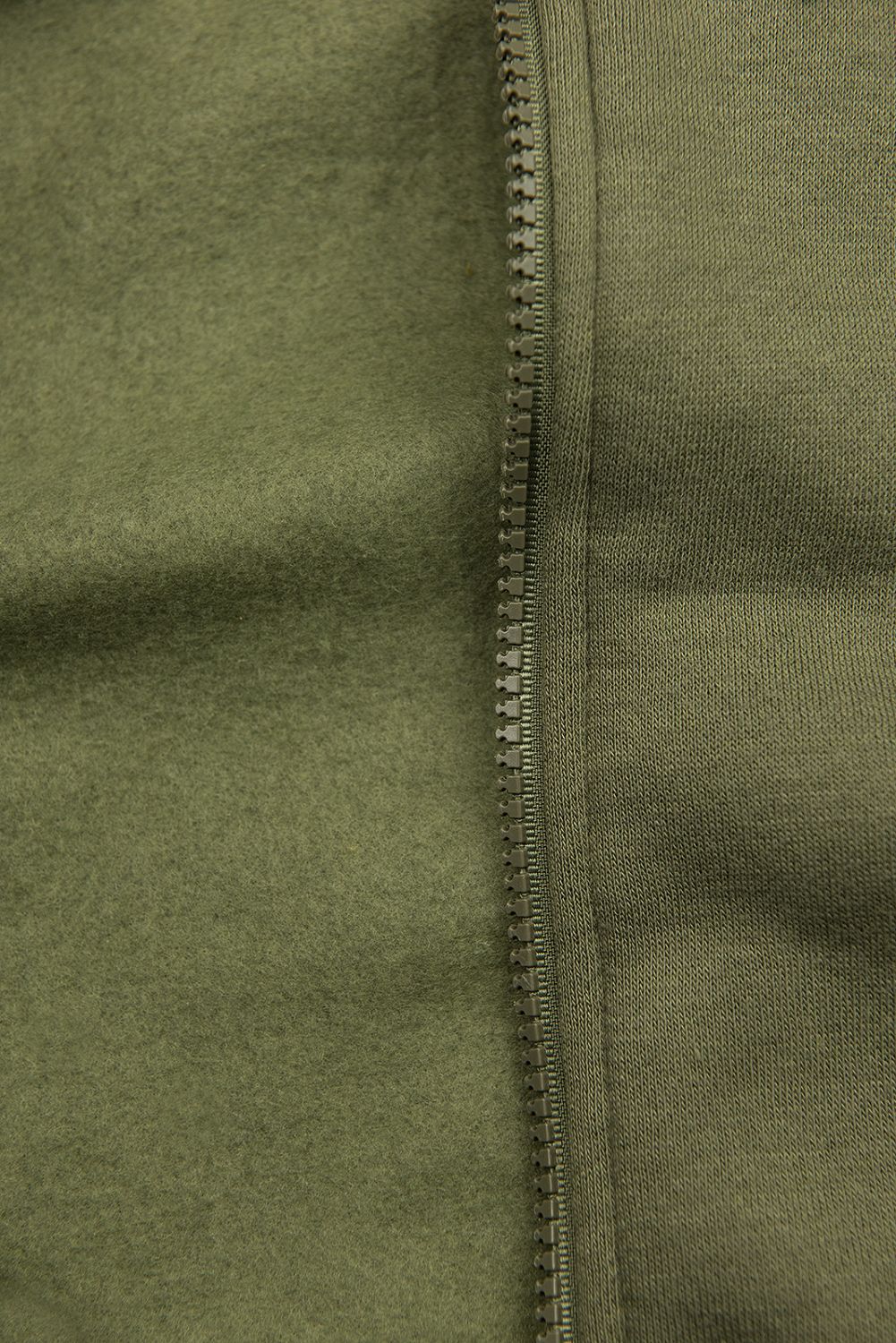 Khaki mikina s kvetinovým vzorom