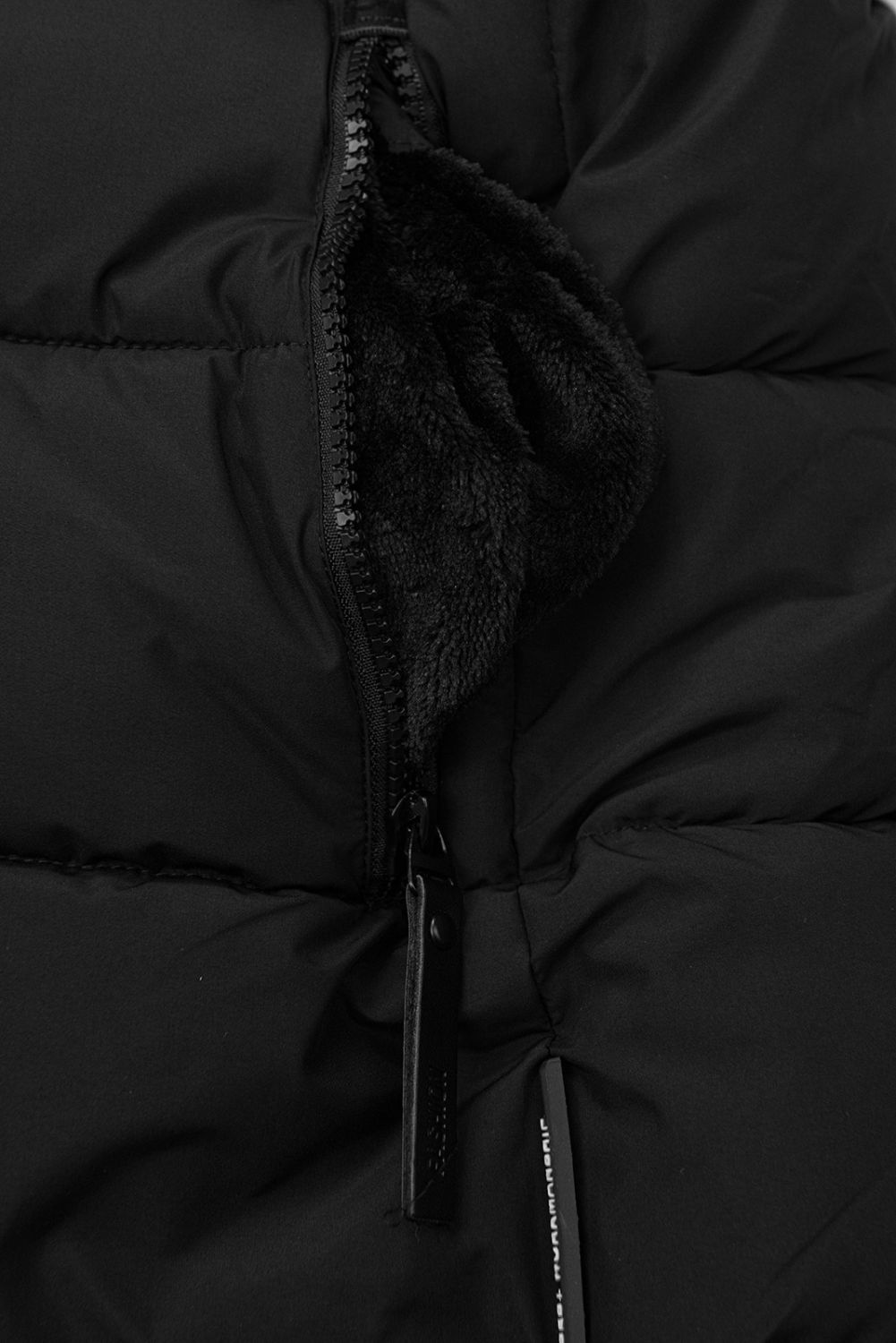 Čierna dámska zimná bunda s kapucňou