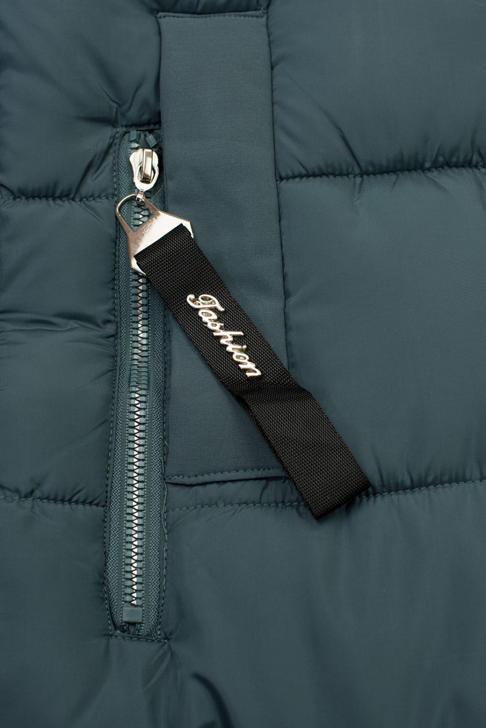 Petrolejovo zelená dlhá zimná bunda s kožušinou