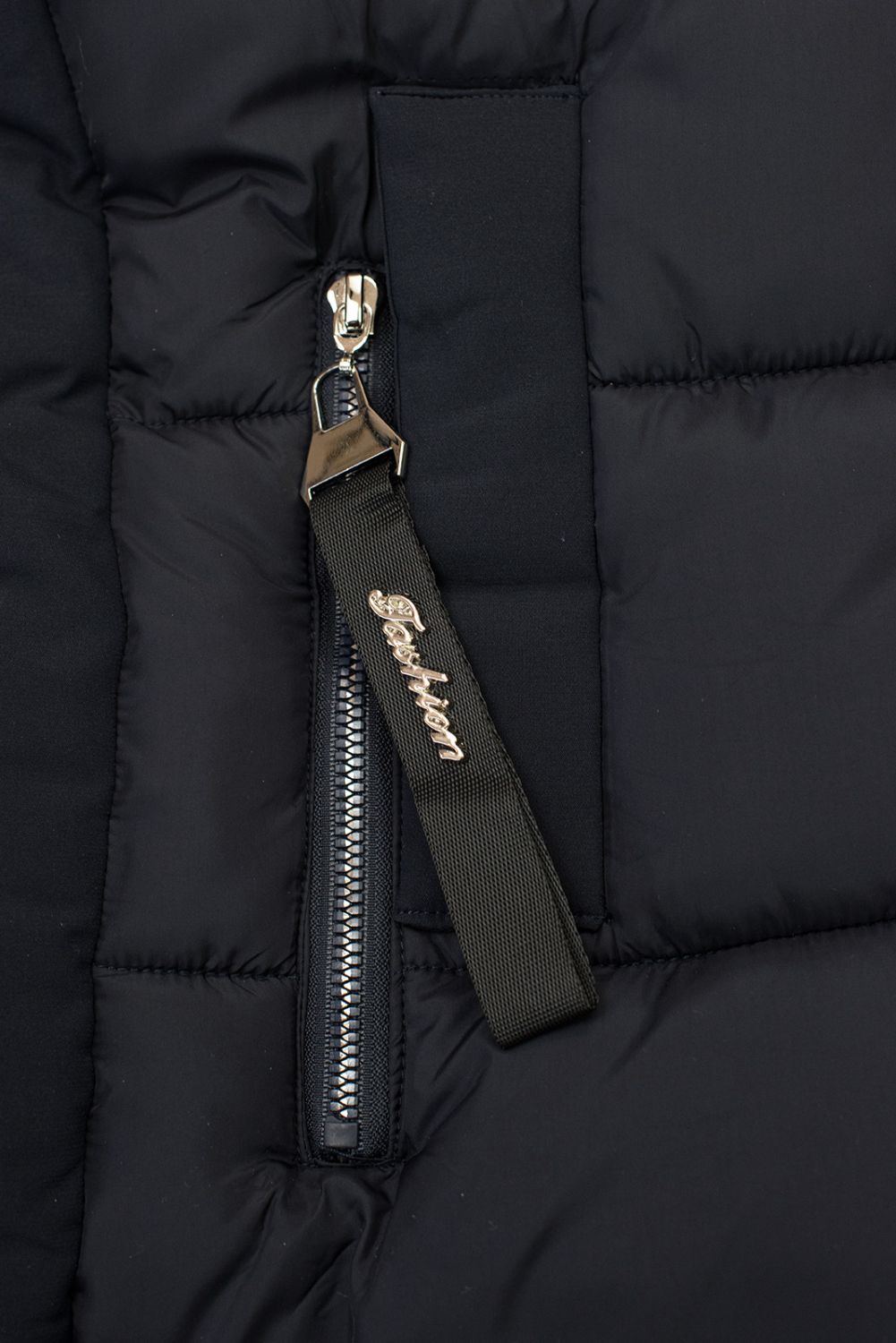 Tmavomodrá dlhá zimná bunda s kožušinou