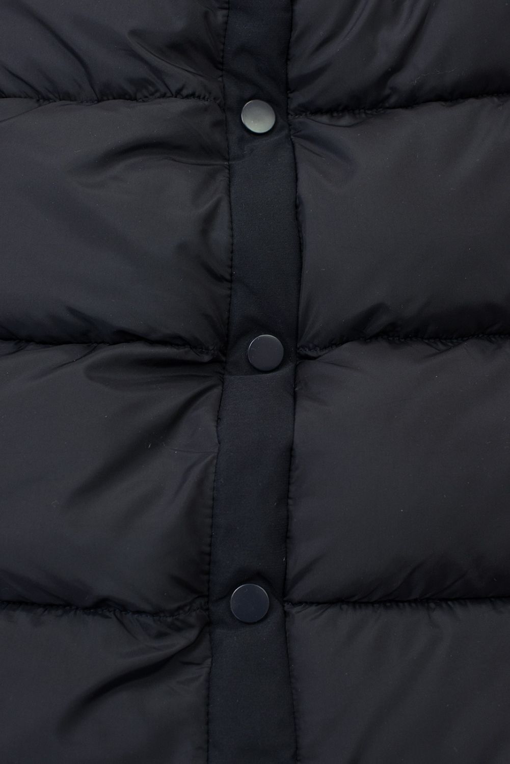 Tmavomodrá dlhá zimná bunda s kožušinou