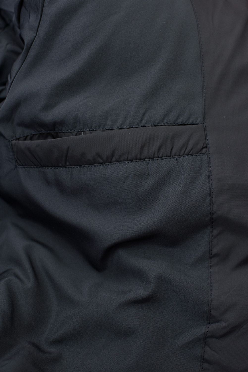 Tmavomodrá dlhá zimná bunda s kožušinou