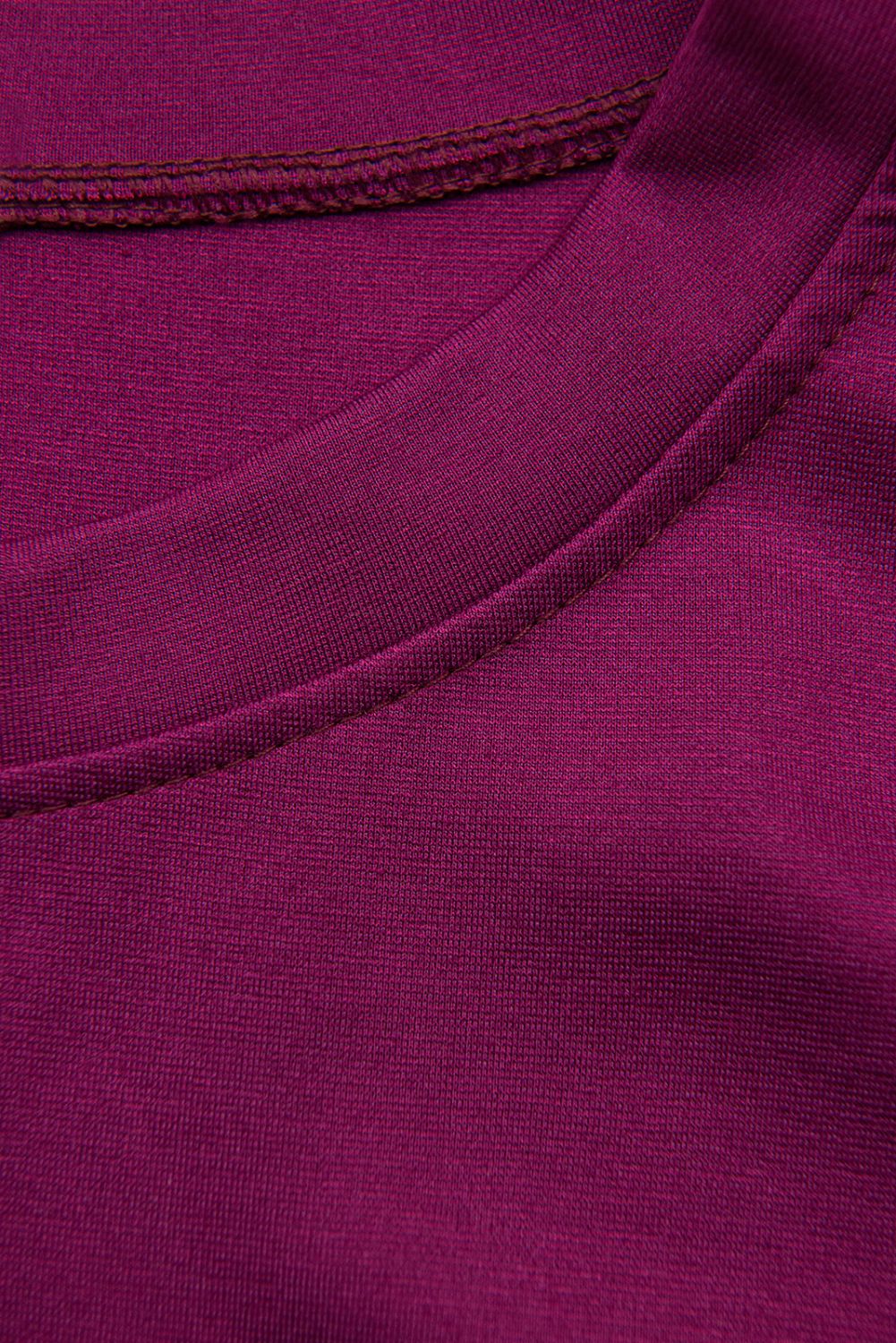 Purpurové mikinové šaty s čipkou