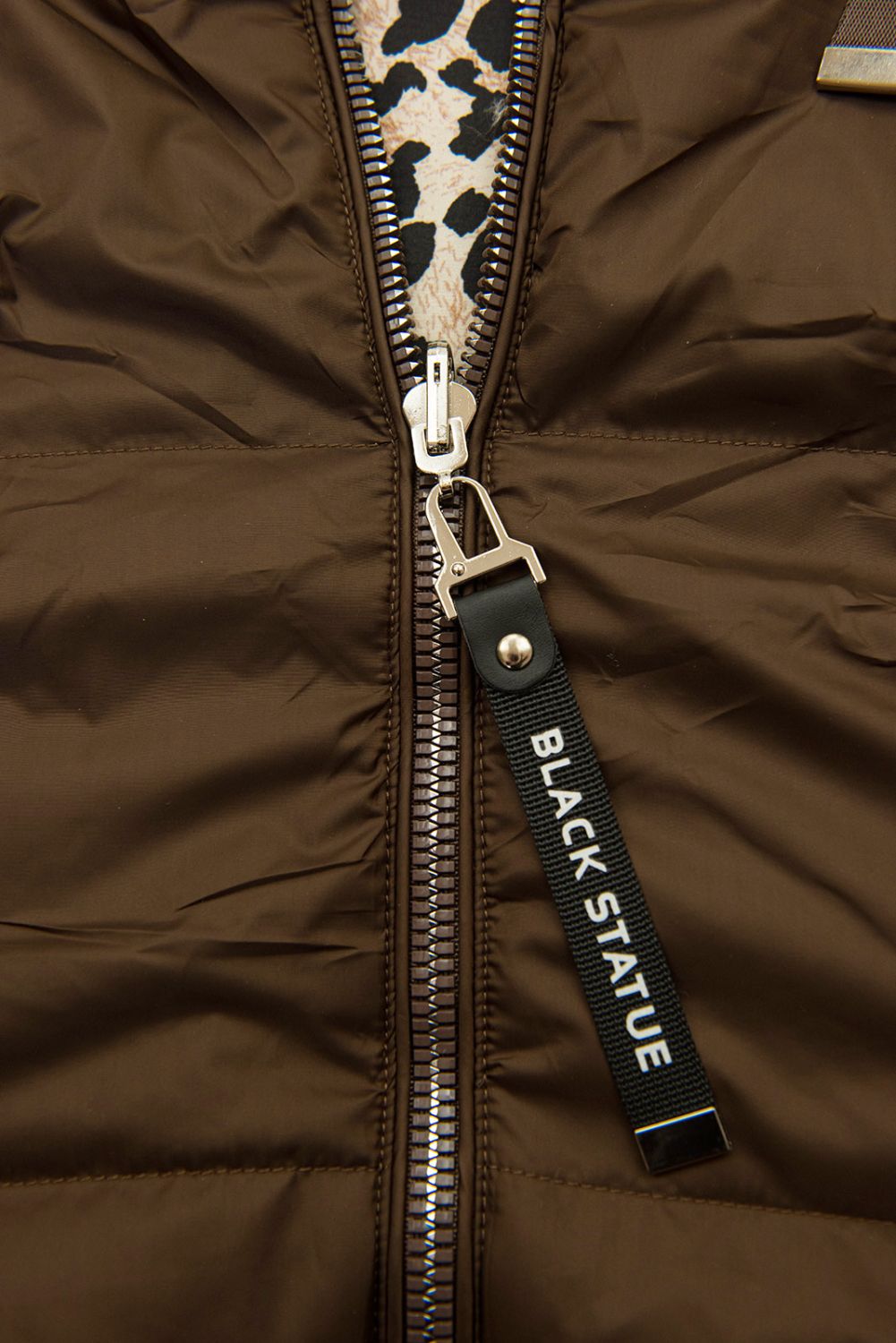 Obojstranná vesta s leopardím vzorom čokoládovohnedá