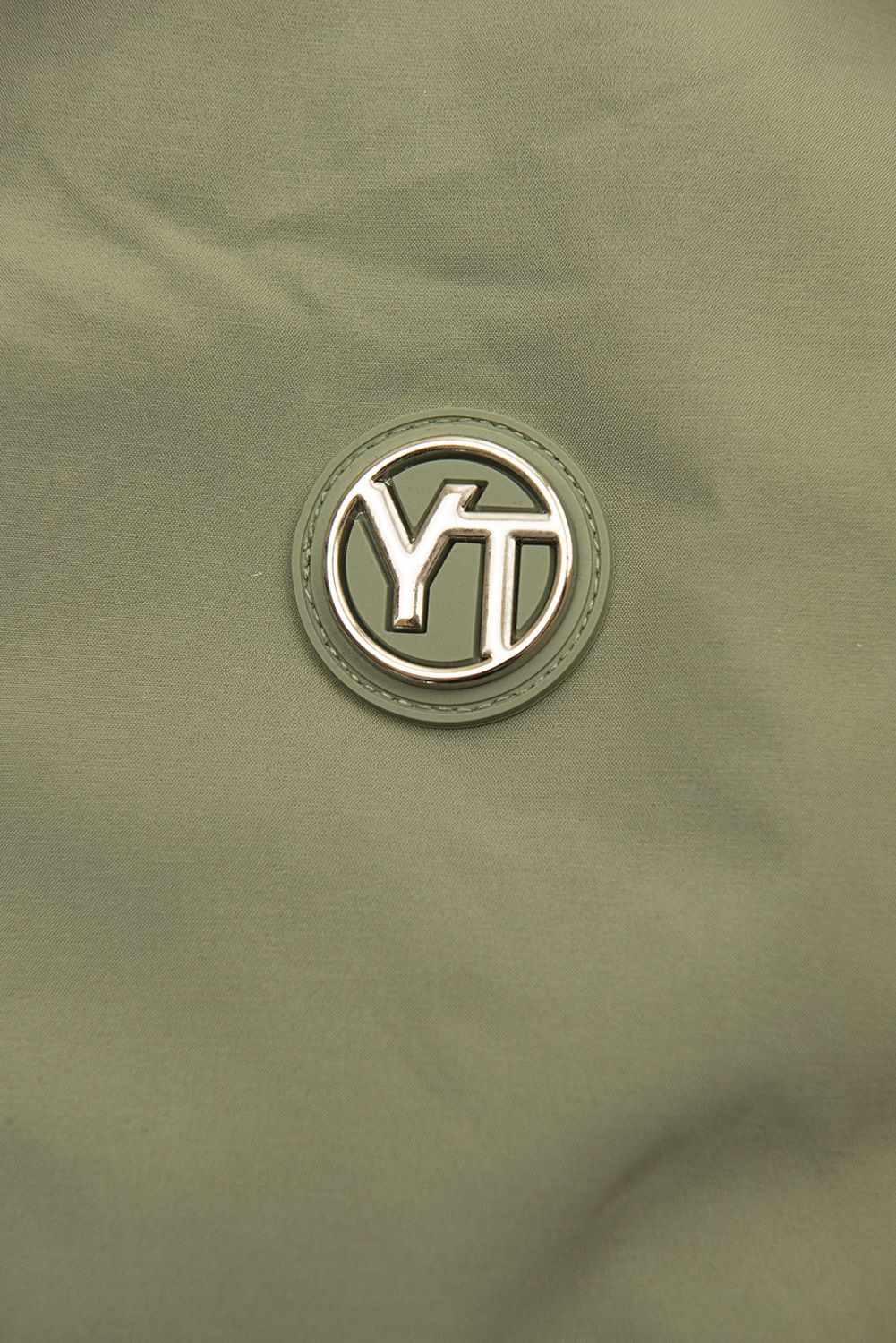 Khaki jarná parka s veľkou kapucňou