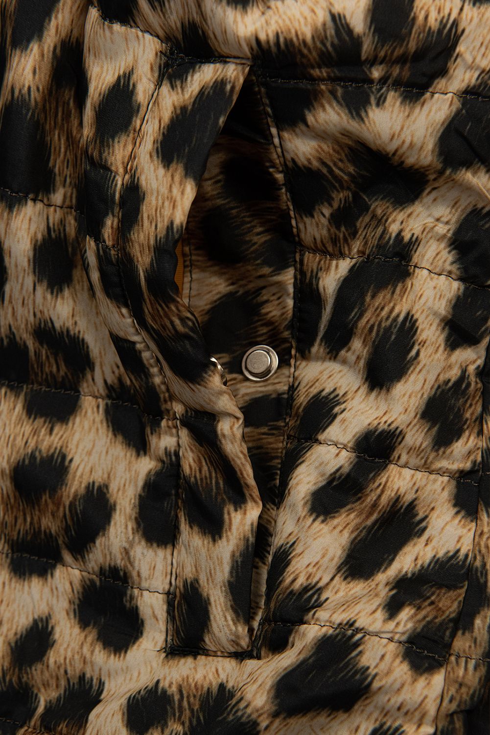 Žltá obojstranná parka s leopardím vzorom