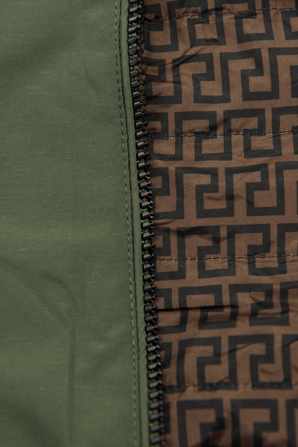 Obojstranná parka so vzorom khaki/hnedá