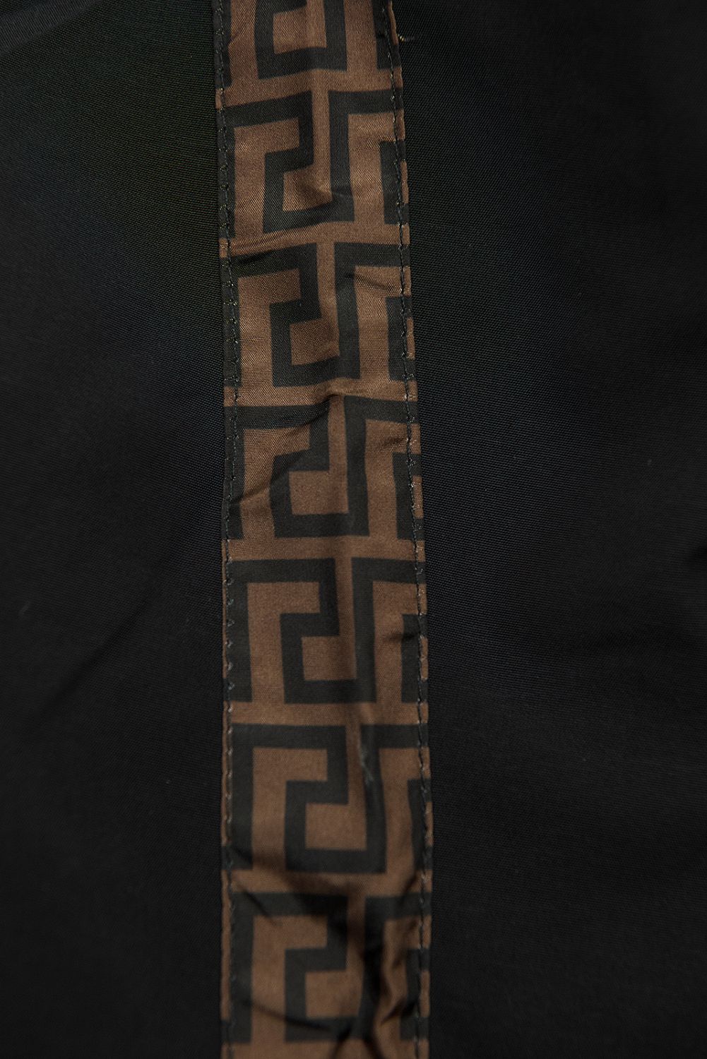 Obojstranná parka so vzorom čierna/hnedá