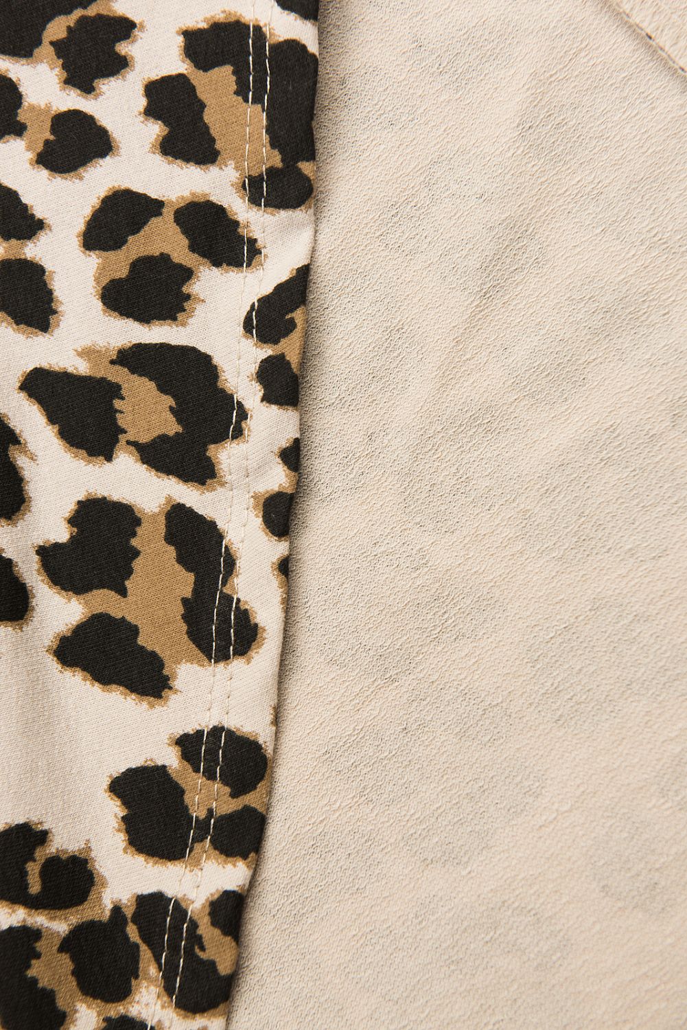 Béžové maxi šaty s leopardím vzorom