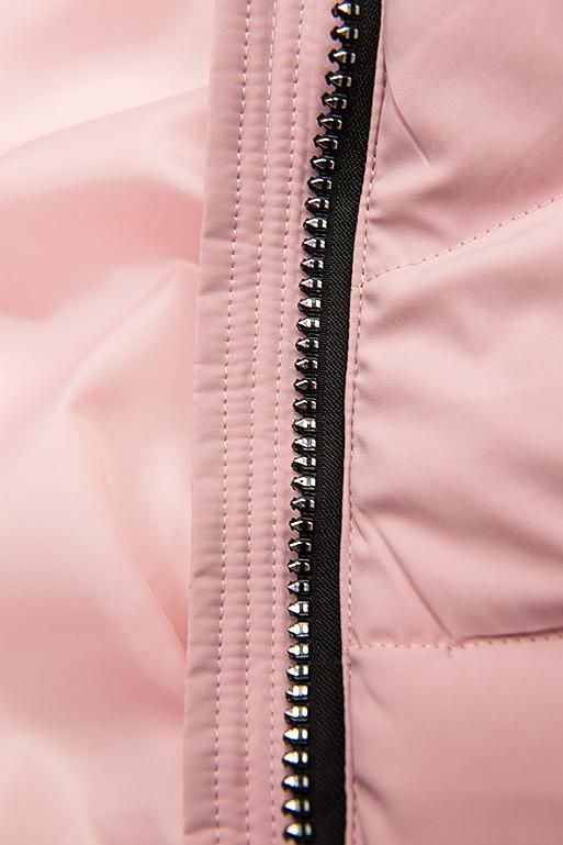 Ružová zimná bunda s čiernymi detailami