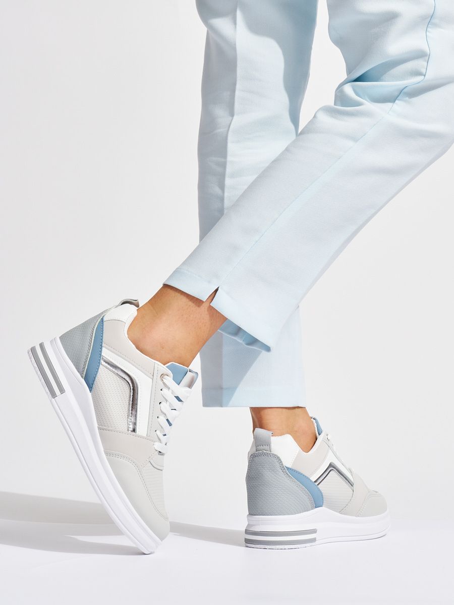 Dámske šedé sneakersy so skrytým podpätkom
