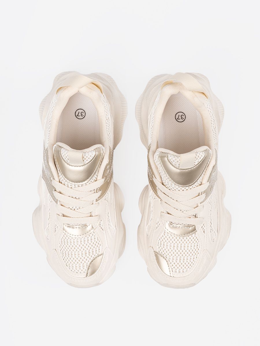 Svetlobežové sneakersy na hrubej podrážke