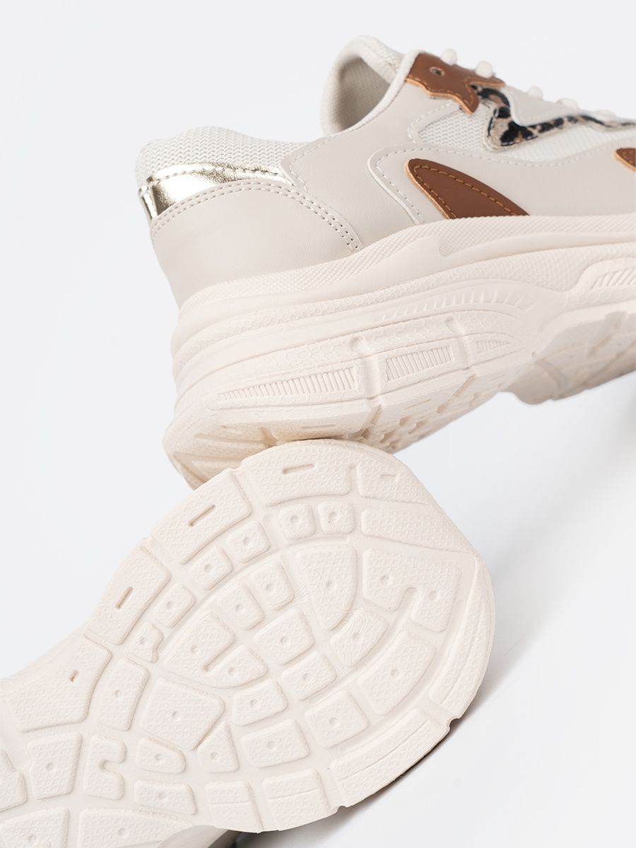 Bežové dámske sneakersy na hrubej podrážke