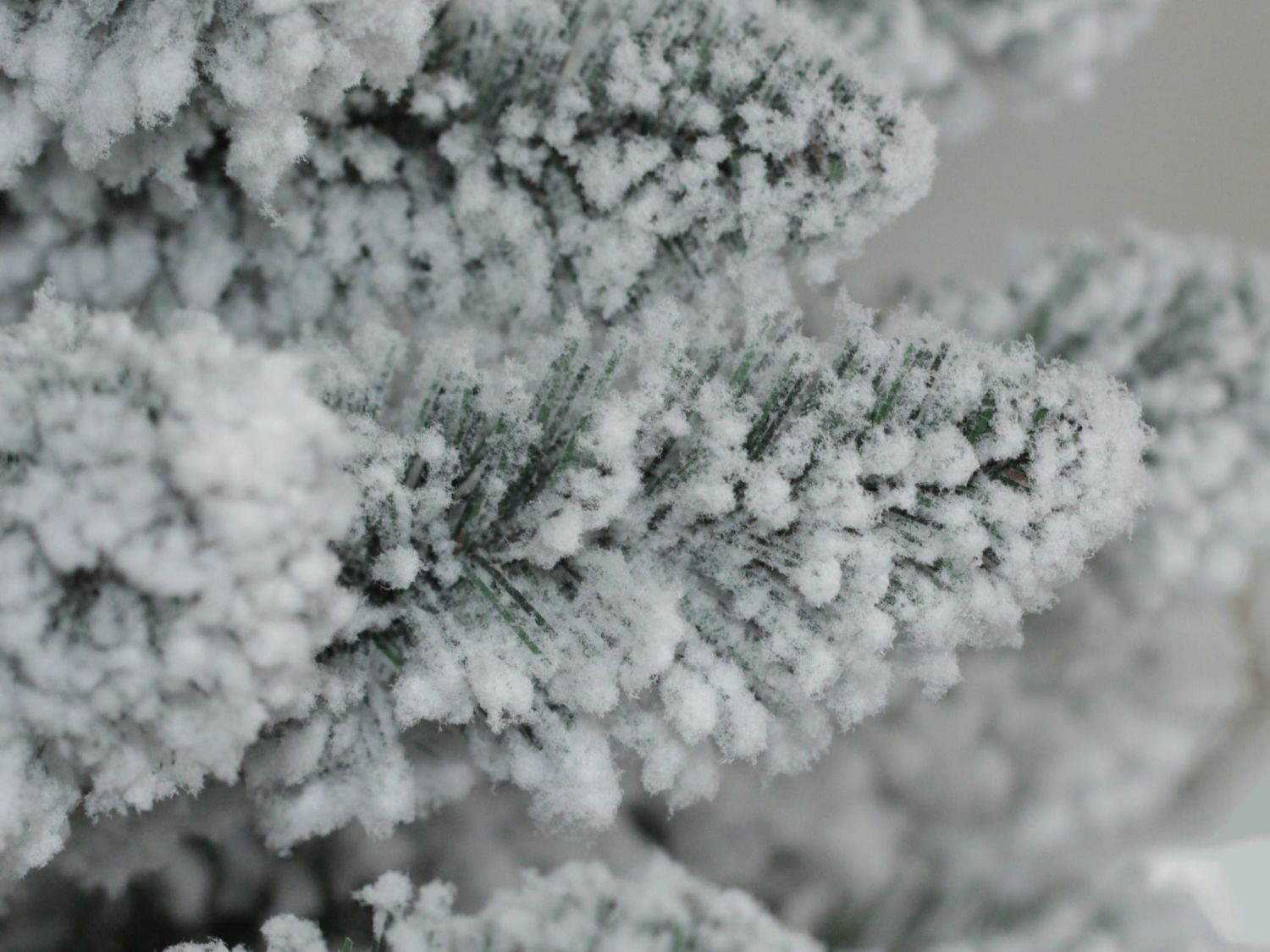 Umelý zasnežený stromček Smrek 180 cm