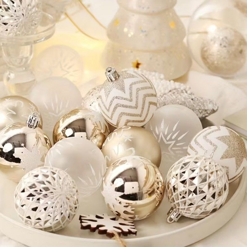 Ozdoby na stromček zlaté, 6 cm, 16 kusov