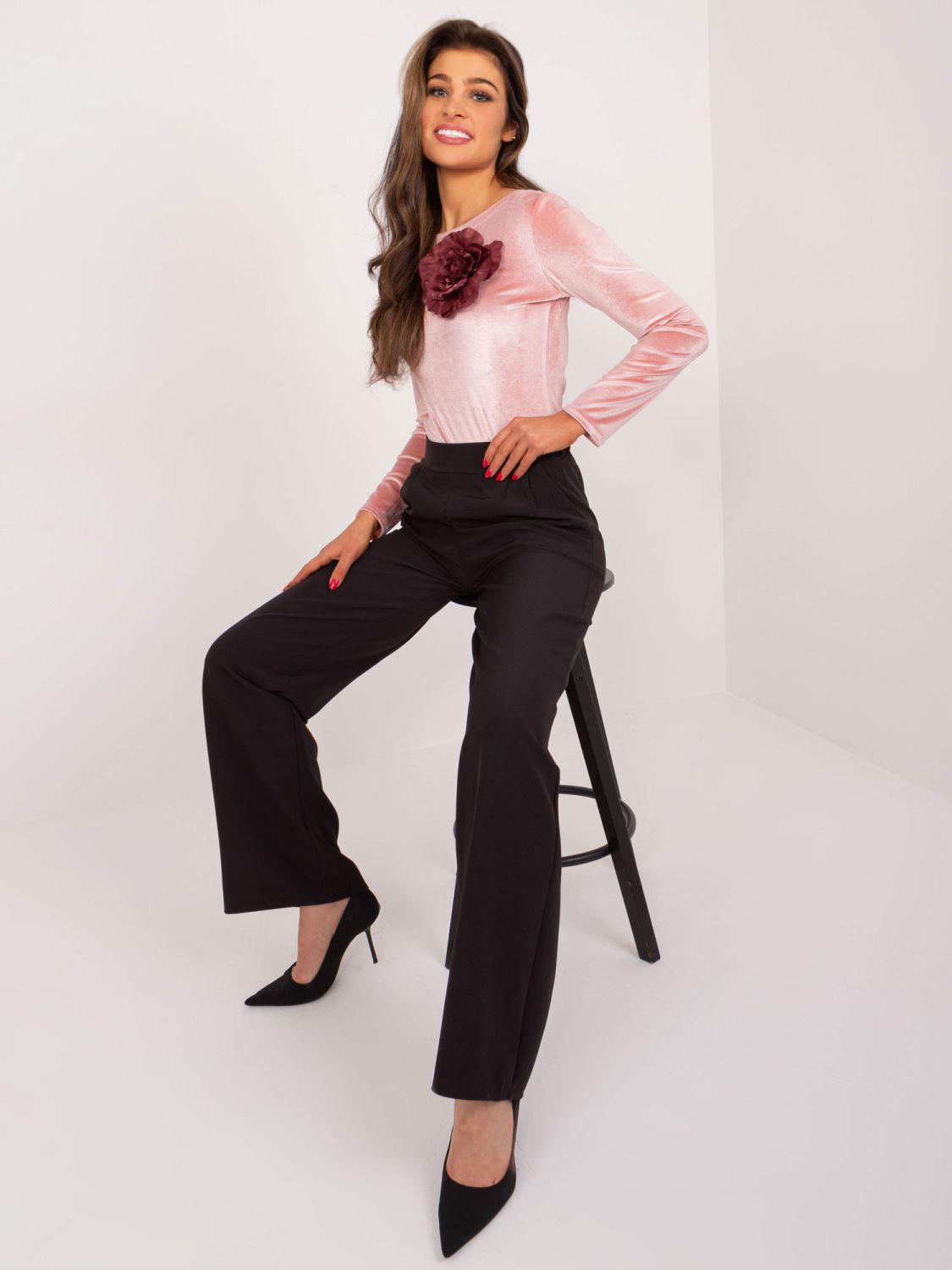 Elegantné body vo svetloružovej