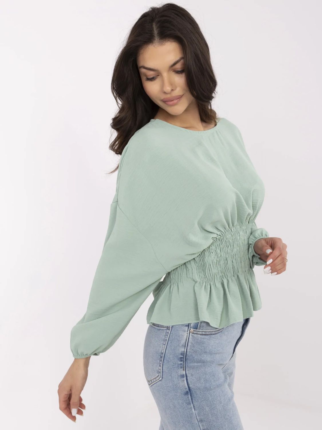 Elegantná blúzka v pistáciovej farbe