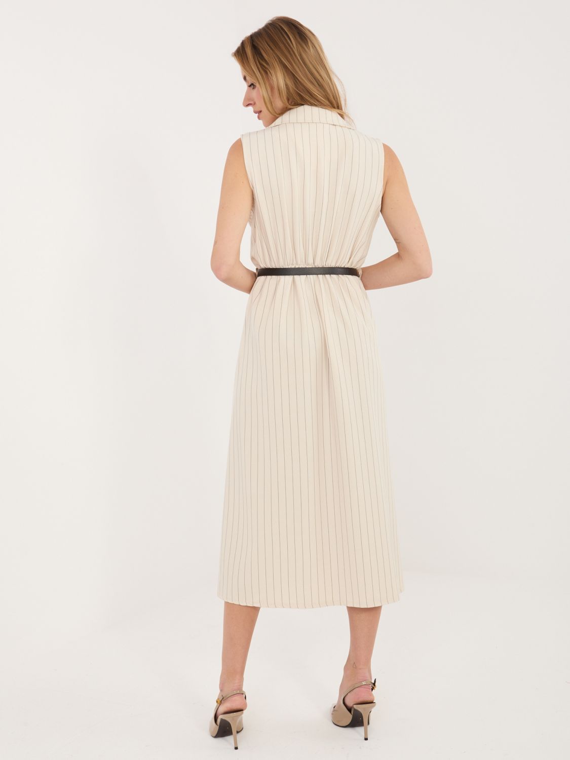 Béžové rozšírené midi šaty s pásikom a golierom