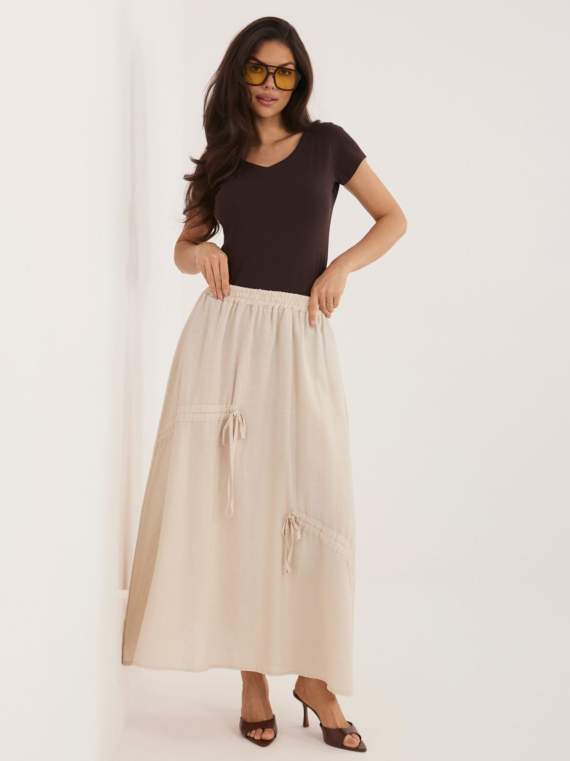 Béžová midi sukňa s viazaním