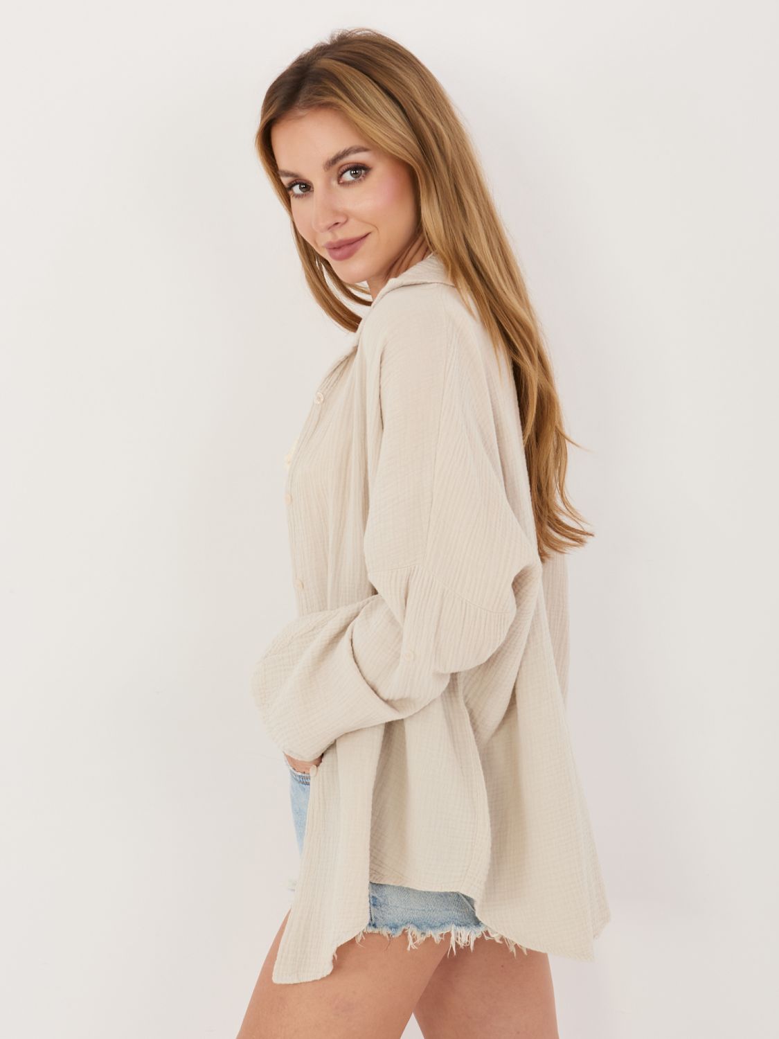 Béžová bavlnená košeľa s golierom