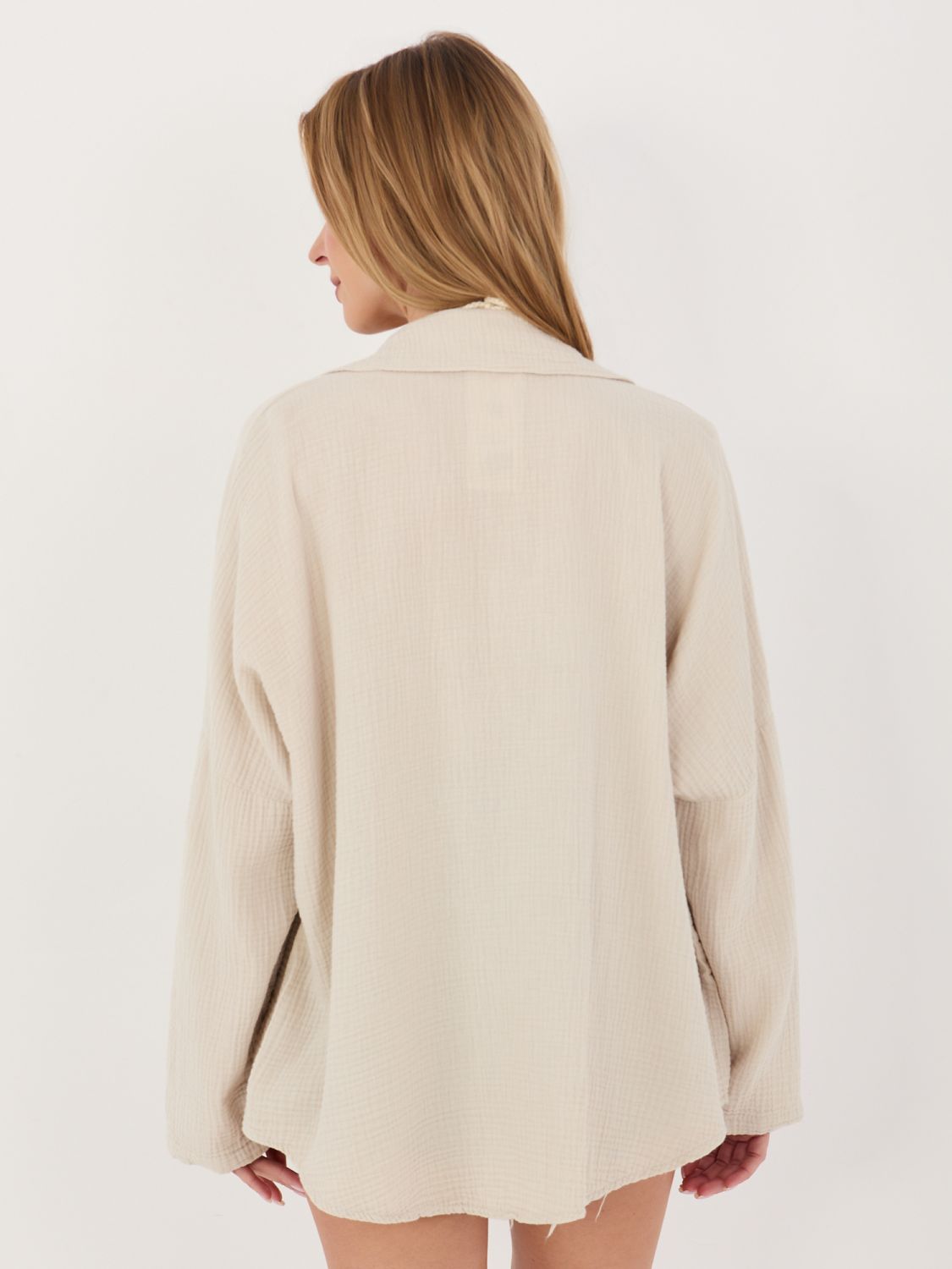 Béžová bavlnená košeľa s golierom