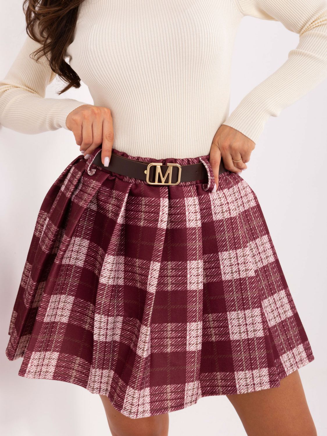 Bordová mini sukňa s károvaným vzorom a opaskom