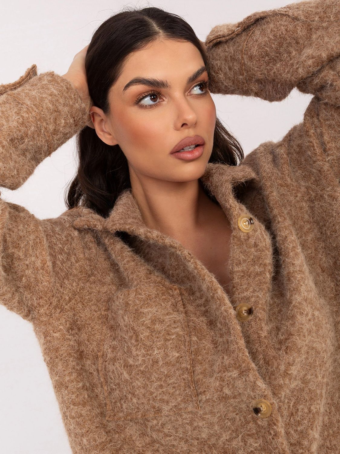 Štýlová camel bunda s golierom