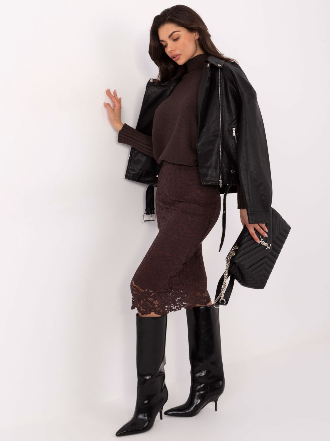 Elegantná midi sukňa s čipkou a podšívkou, hnedá